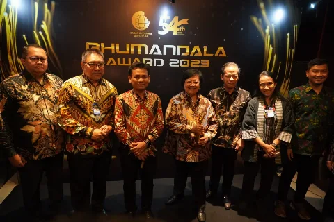 KLHK Memperoleh Penghargaan Bhumandala Award 2023