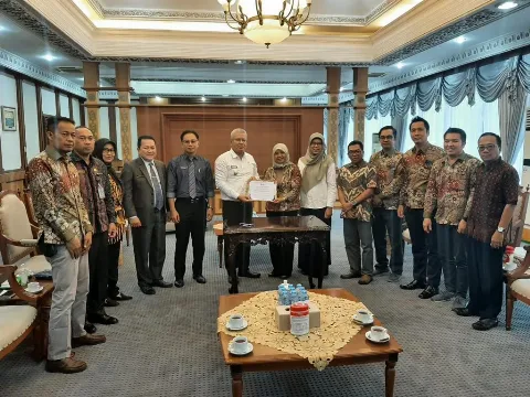 GAPKI Kalbar Terima Penghargaan Atas Dukungan Renovasi Gedung Pelatihan Provinsi