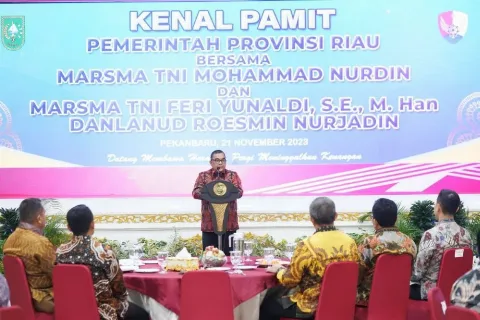 Plt Gubernur Riau Menghadiri Acara Kenal Pamit dan  Ucapan Terima Kasih Menangani Karhutla