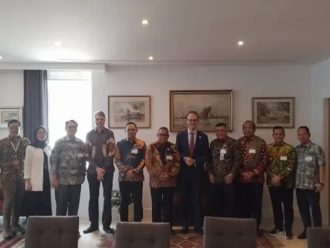 Gubernur Riau Berkunjung ke Kedutaan Inggris di Jakarta Terkait Kerja Sama Lingkungan Hidup