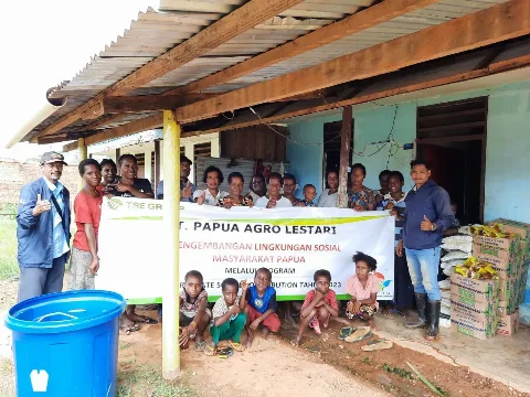 TSE Group Salurkan Bantuan Natal dan Tahun Baru ke Puluhan Gereja dan Desa di Boven Digoel Hingga Merauke