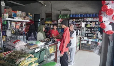 Menjual Pupuk Bersubsidi di Atas HET Adalah Pelanggaran Serius