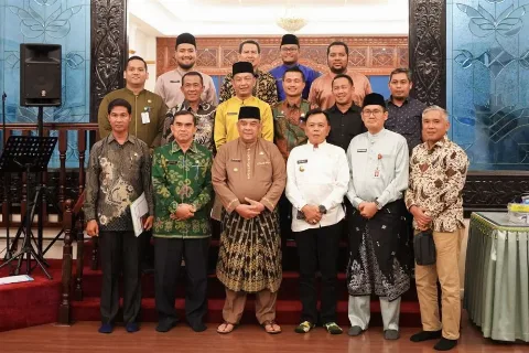 Bupati Meranti Menanyakan Soal DBH Migas dan Sawit yang Belum Cair