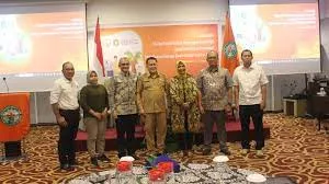 Hubungan Industrial yang Efektif dan Produktif pada Sektor Kelapa Sawit di Kalimantan Barat