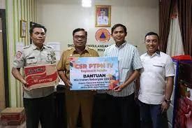 PTPN IV PalmCo Regional 3 Menyalurkan Bantuan ke BPBD Kota Pekanbaru