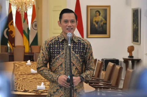 Menteri ATR/BPN Agus Harimurti Bantu Kepastian Legalitas Kebun Sawit Petani