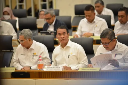 Kegigihan Mentan Memperjuangkan Nasib Petani
