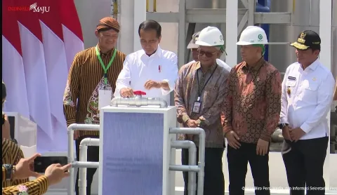 Pabrik Minyak Makan Merah Kemitraan Koperasi Pujakesuma dengan PT PTPN II Diresmikan Presiden Joko Widodo