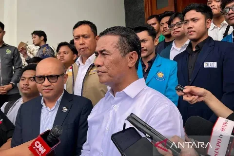 Menteri Pertanian Cabut Izin Distribusi Pupuk Subsidi Usai Terima Laporan Dari Mahasiswa