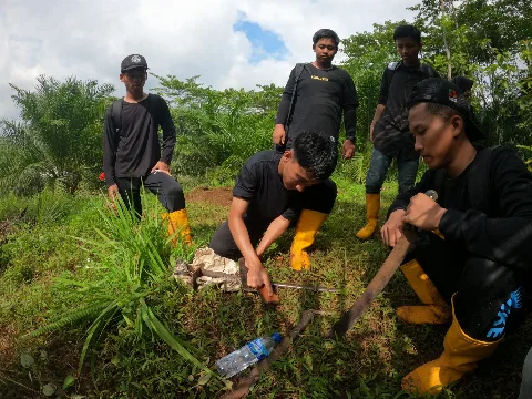 Learning Factory Dalami Materi dan Praktik Kebun Sawit