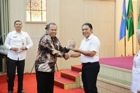 Korindo Heavy Industry Terima Penghargaan K3 Awards dari PJ Gubernur Banten