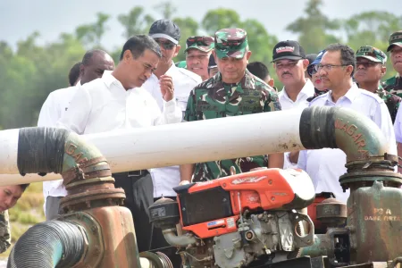 Mentan Menargetkan Kabupaten Merauke Menjadi Daerah Percontohan Pertanian Modern