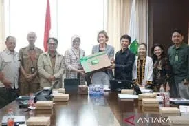 Tim Bank Dunia Indonesia Menggali Pelaksanaan Program Penurunan Emisi Karbon
