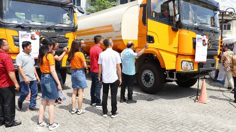 Truk Shacman X3000 Palm Oil Tanker Diluncurkan Penuhi Kebutuhan Industri Sawit