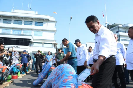 Mentan Melepas Brigade Alsintan ke Kabupaten Merauke Guna Meningkatkan Produksi Pertanian