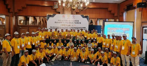 Petani Sawit Kabupaten Paser Siap jadi Duta Perubahan untuk Tingkatkan Produktivitas setelah Ikuti Pelatihan Teknis Panen &amp;Pasca Panen PT. CWE