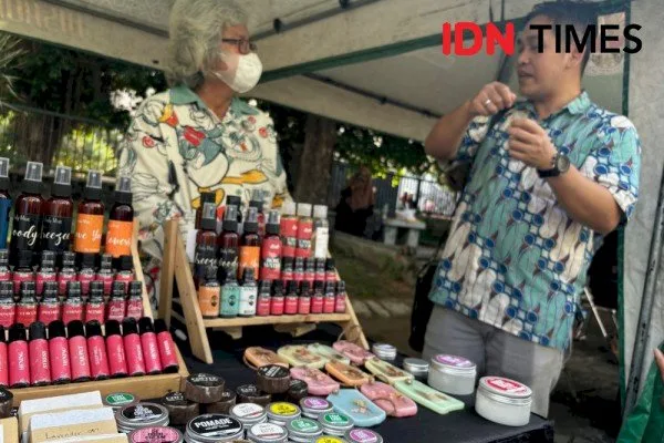 UMKM Yogyakarta Mengolah Kelapa Sawit Menjadi Berbagai Produk