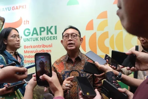 Pelemahan Nilai Tukar Rupiah Memberi Tekanan Terhadap Industri Kelapa Sawit Nasional