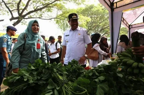 Sebanyak 500 kg Minyak Goreng Hadir di Pasar Tani Pemko Lhokseumawe