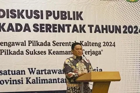 Edy Pratowo Menginstruksikan Para Bupati Menuntaskan Persoalan Penjarahan Kebun Sawit