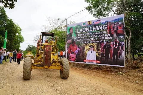 Pemerintah Kabupaten Kapuas Hulu  Gunakan DBH Kelapa Sawit untuk Pembangunan Ruas Jalan Bongkong-Nanga