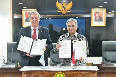 Wamentan Harvick Hasnul Qolbi Menerima Kunjungan Bilateral Menteri Pertanian Uruguay