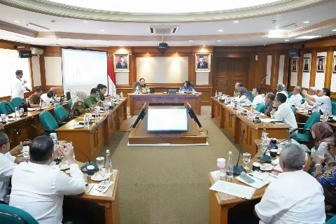Bertemu Menteri LHK, Ombudsman Soroti Tumpang Tindih Kawasan Hutan di Perkebunan Sawit