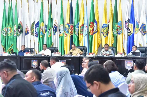 Mendagri Mengapresiasi Menteri Pertanian Andi Amran Sulaiman Berhasil Menambah Alokasi Pupuk Subsidi Hingga 100 Persen