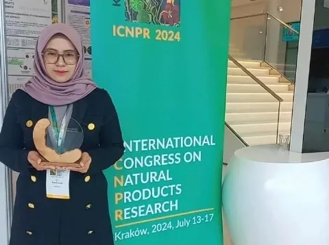 Dosen ITS Sri Fatmawati SSi MSc PhD Meraih Penghargaan Bergengsi Bernama Dr Willmar Schwabe Award 2024
