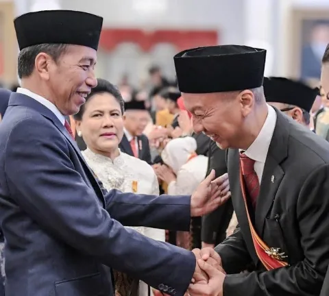 10 Tahun Jokowi, Membangun Sektor Industri  untuk Meningkatkan Produktivitas dan Nilai Tambah