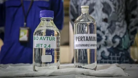 Pertamina SAF dari Minyak Jelantah Siap Terbang, Emisi Karbon Turun hingga 84%