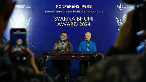 PT Pupuk Indonesia Memberikan Penghargaan Kepada Petani Inspiratif