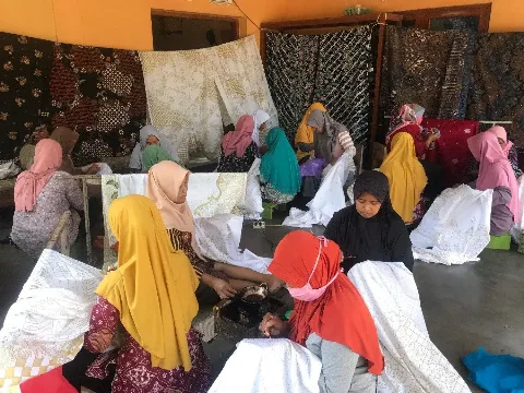 Kantor Perwakilan Wilayah Bank Indonesia DIY Apresiasi Karya Smart Batik