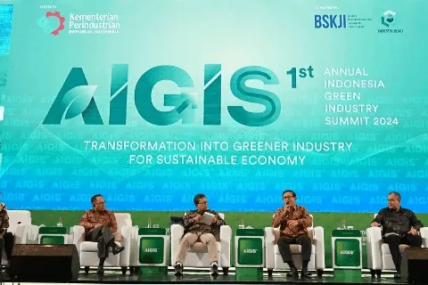 Komitmen Petrokimia Gresik Dalam Penerapan Prinsip-Prinsip Industri Hijau