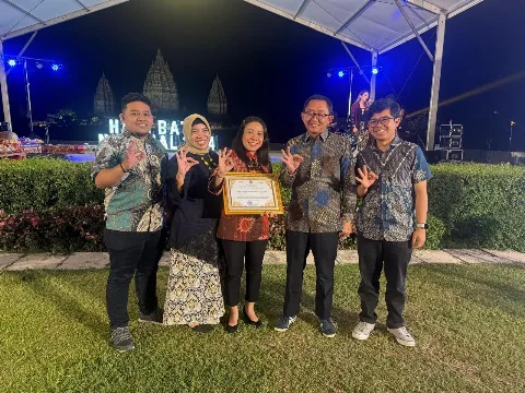 Puncak Peringatan Hari Batik Nasional 2024, BPDPKS Raih Penghargaan dari Kementerian Perindustrian