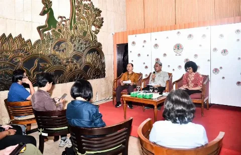 Pemanfaatan Sumber Daya Alam Hayati Sebagai Sumber Pendanaan Berkelanjutan