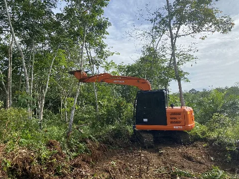 Menguji Keunggulan Kotrack Excavator KE75 di Perkebunan Sawit