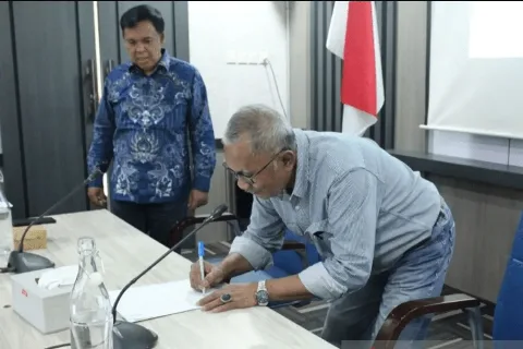 Alih Fungsi Lahan Tambang Menjadi Perkebunan Kelapa Sawit
