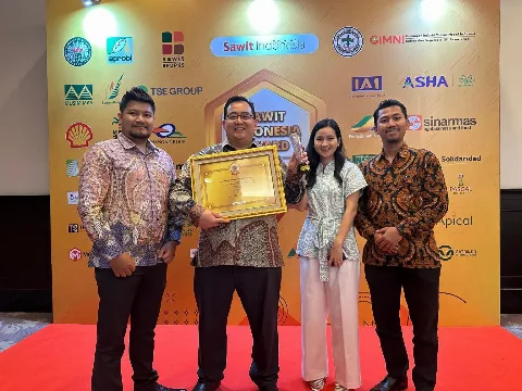 PT Mitra Akses Globalindo Terima Penghargaan di Acara Sawit Indonesia Award 2024