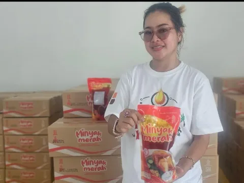 Kementerian Koperasi Masukkan Minyak Makan Merah dalam Program Makan Bergizi Gratis