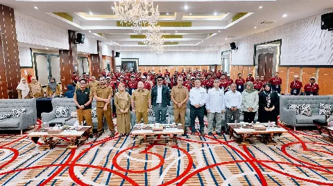 BPDP, Ditjenbun, dan DGL Bekali 94 Petani Subulussalam, Produktivitas Sawit Dimulai dari Panen yang Tepat