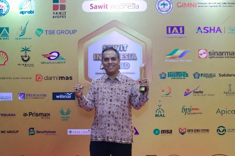 Ditjen Perkebunan Terima Penghargaan Kategori Inovasi Kebijakan Integrasi Sawit-Tanaman Pangan