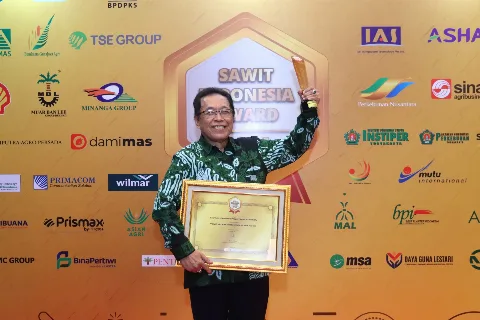 Komitmen PT SMART Tbk Bagi Produktivitas Petani Mitra Diapresiasi Penghargaan dalam Sawit Indonesia Award 2024
