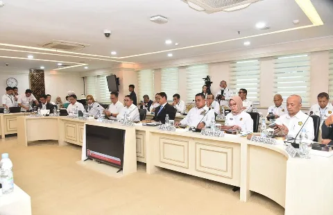 Rapat Kerja ESDM Dengan DPR RI Bahas Program Kerja Prioritas 2025