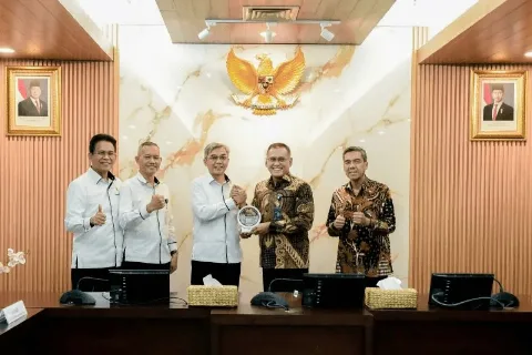 Kolaborasi PT Pupuk Indonesia dan KPK  Dalam Tata Kelola Pupuk Bersubsidi