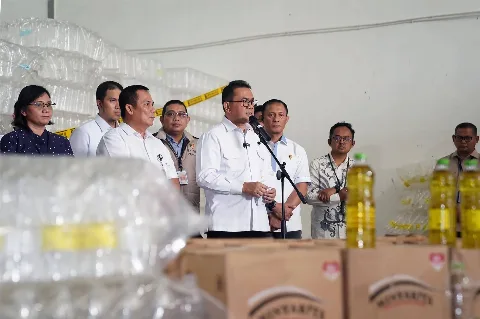 Mendag Sebut 66 Perusahaan Terindikasi Curangi Volume MINYAKITA