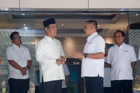 Menteri Pertanian Amran Sulaiman Mengapresiasi Distribusi Pupuk Bersubsidi