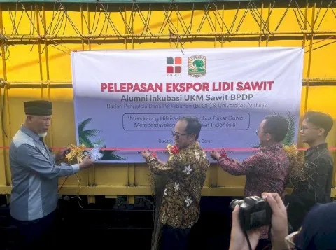 BPDP Melaksanakan Pelepasan Ekspor Produk Lidi Sawit Produksi Alumni Inkubasi Bisnis UKMK Sawit