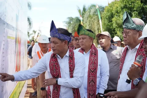 Menteri Lingkungan Hidup Meminta Gapki Melakukan Koordinasi Dengan Pelaku Usaha Perkebunan Sawit  Mencegah Karhutla