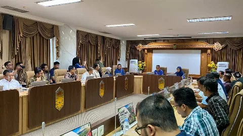 Perkebunan Sawit Kutim Menjadi Penopang Penting Perekonomian Daerah